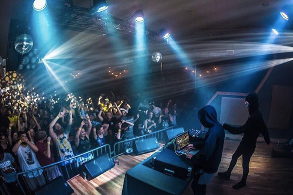 Music clubs take cautious approach to reopening amid rebounding&nbsp;Covid-19